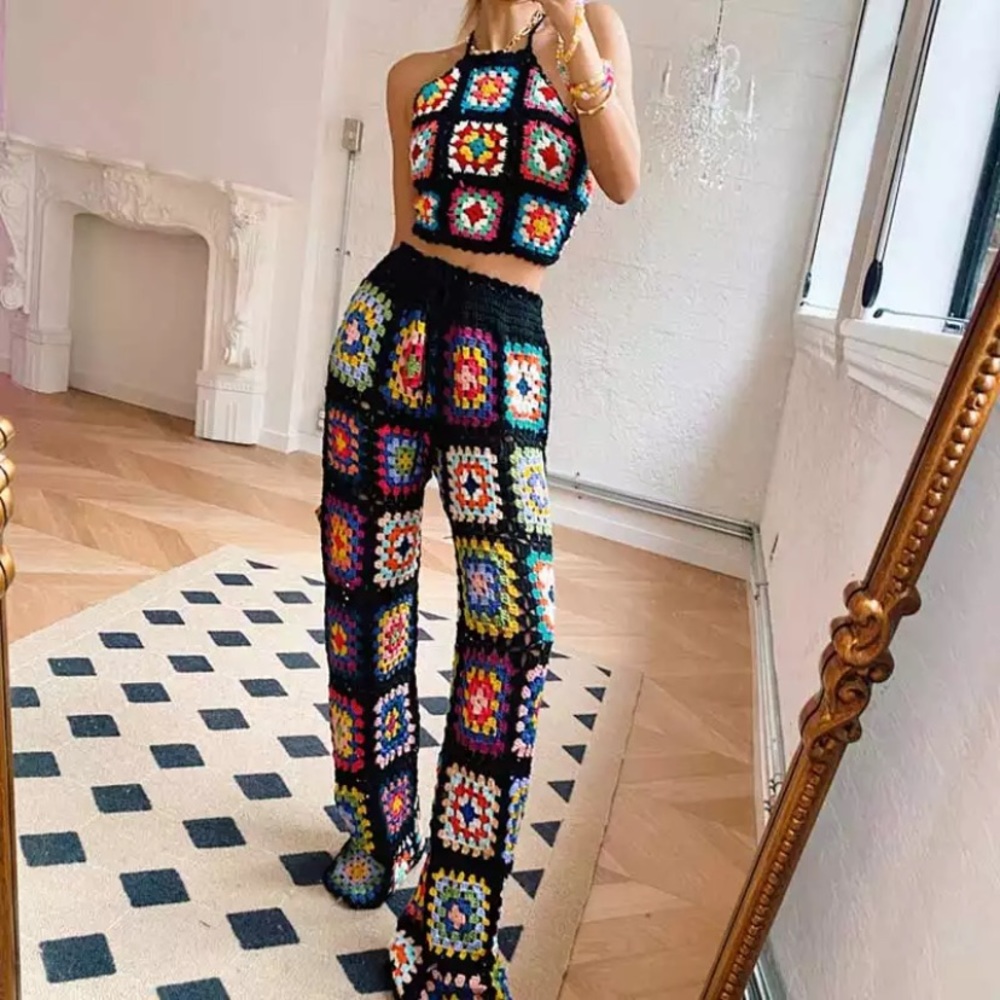 Handmade Bohemian Multi Color Knit Black Cropped Halter Retro Top - Picture 7 of 9